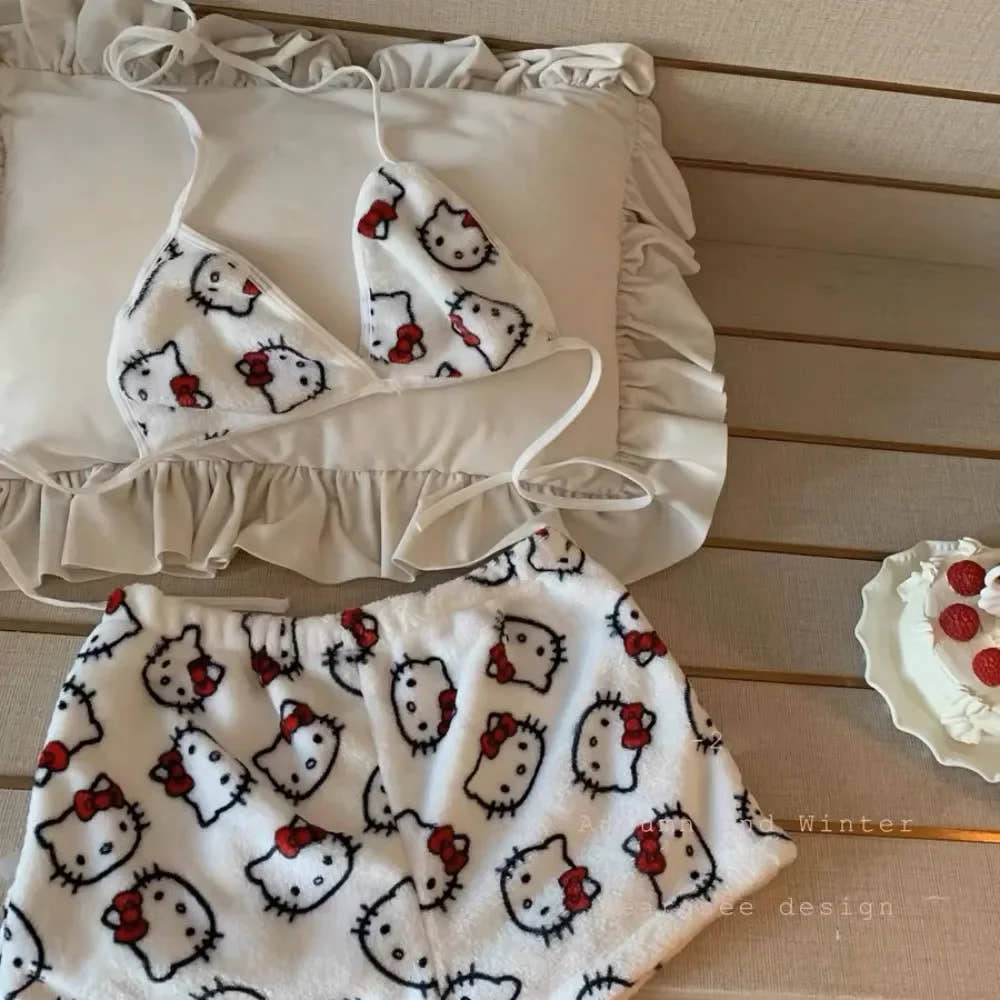 Hello Kitty ladies Pajama Set