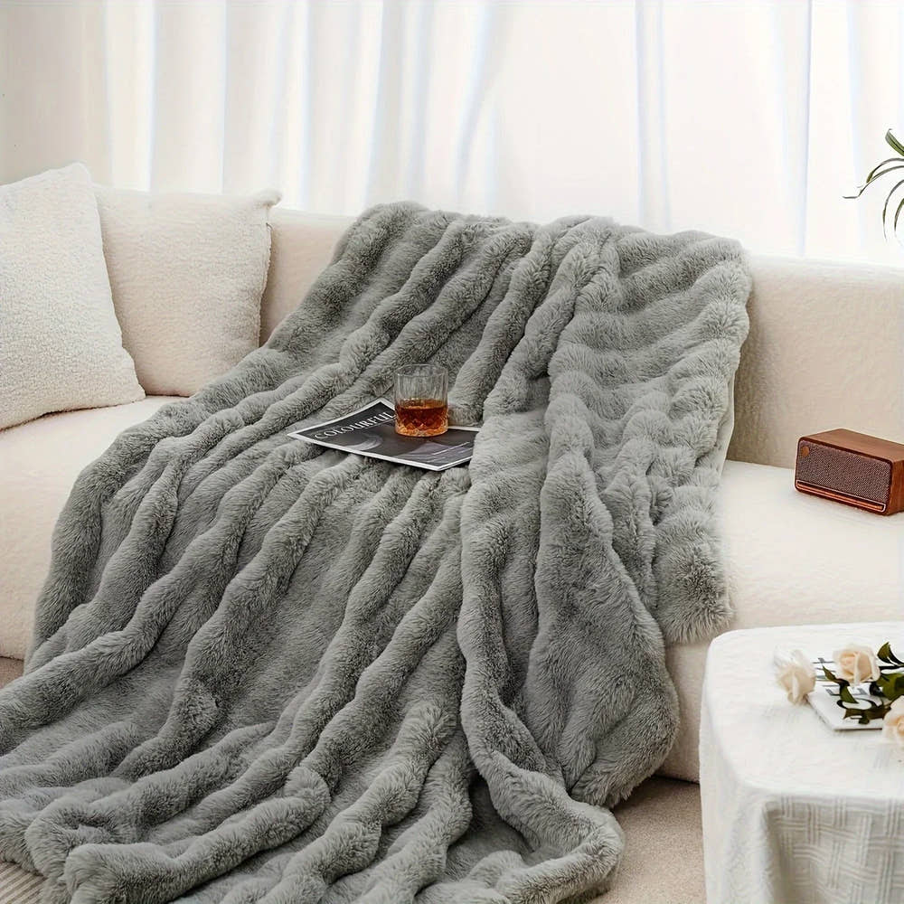 Bubble Fleece Blanket