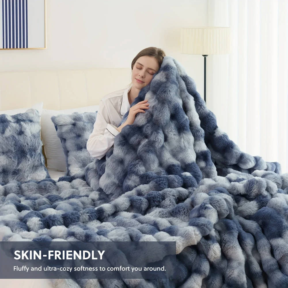 Bubble Fleece Blanket
