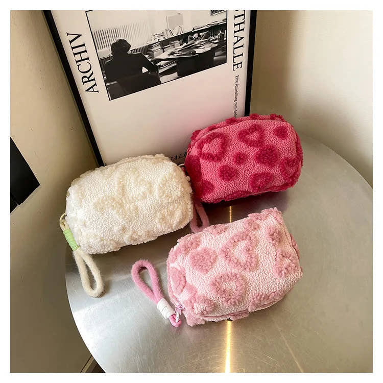 Love Puff Beauty Bag