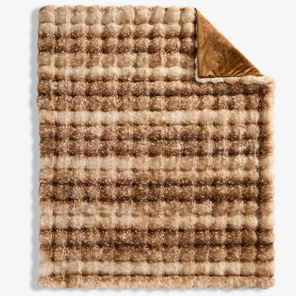 Deer Fawn Bubble Throw Blanket